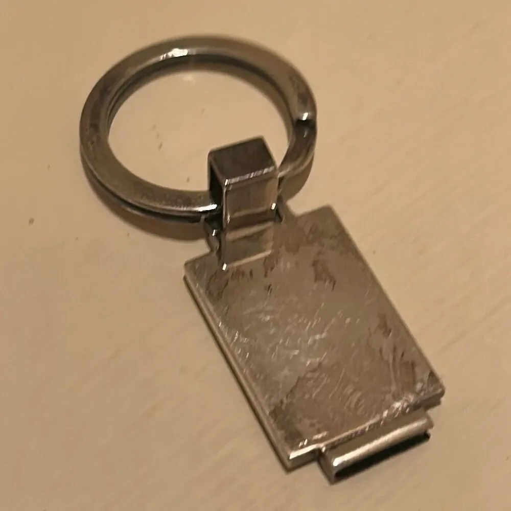 Gucci Silver Tone Logo Tag Keyring Keychain Luxe Minimalist Everyday Key Holder